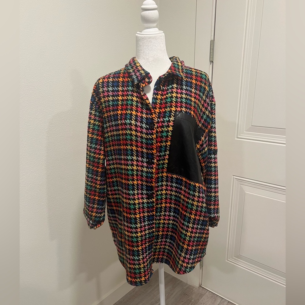 Multicolor Houndstooth Shacket With Black Pleathe… - image 1